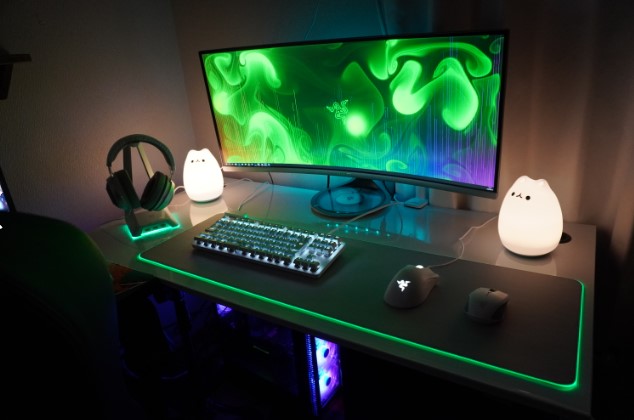 ウルトラワイドモニターのPC環境
